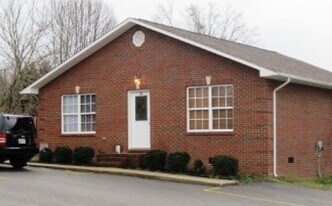 30 Lexington Ct in Cookeville, TN - Building Photo