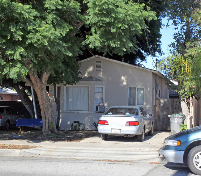 317 Jessie St in San Fernando, CA - Building Photo - Building Photo