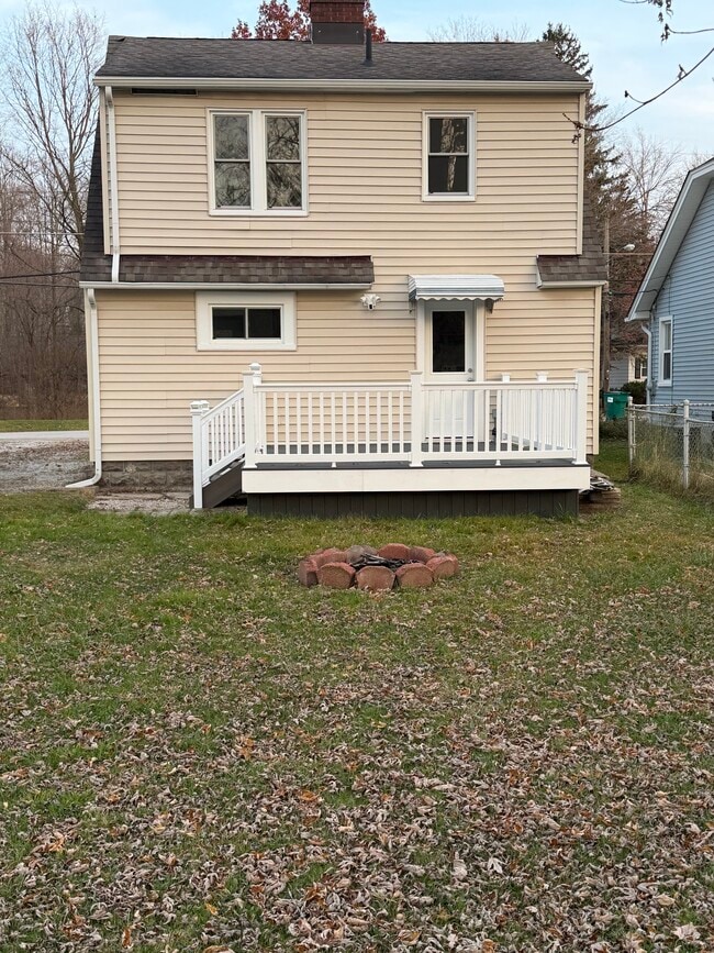 650 Sherman St in Geneva, OH - Building Photo - Building Photo