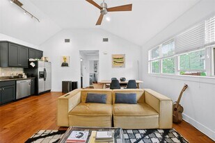 1312 Woodland Ave in Austin, TX - Building Photo