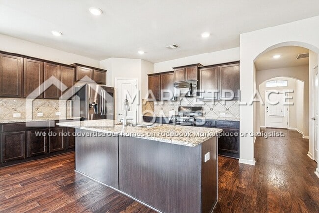 905 Lakeshore Vlg Pt in Slidell, LA - Building Photo - Building Photo