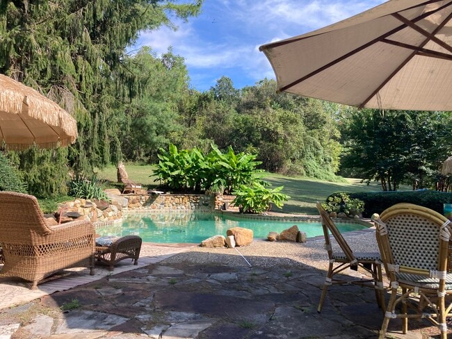 5219 Cottonwood Dr, Unit Patio