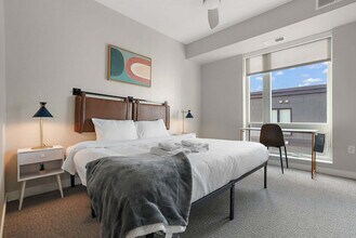 1410 Nicollet Ave, Unit SI ID1375884P in Minneapolis, MN - Foto de edificio - Building Photo