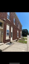 519 Union St, Unit Garden Unit in Valparaiso, IN - Building Photo