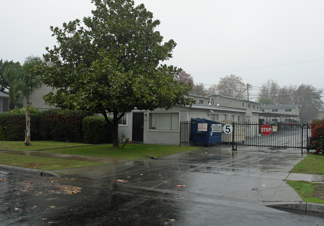 Park Manchester Apartments in Fresno, CA - Foto de edificio