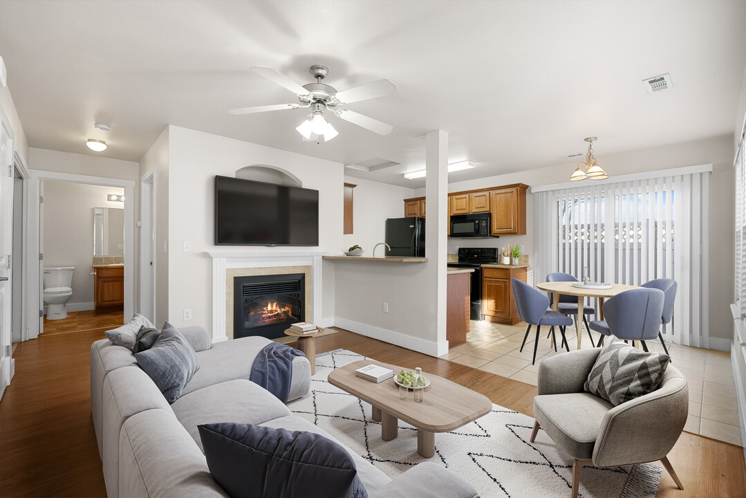 11045 W Garverdale Ln in Boise, ID - Building Photo