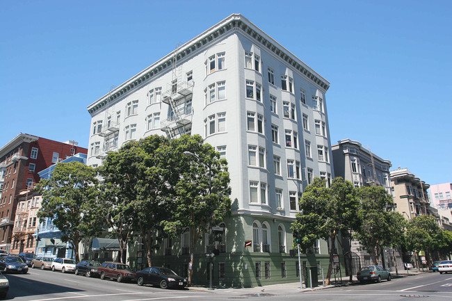 Frontenac Apartments in San Francisco, CA - Building Photo - Building Photo