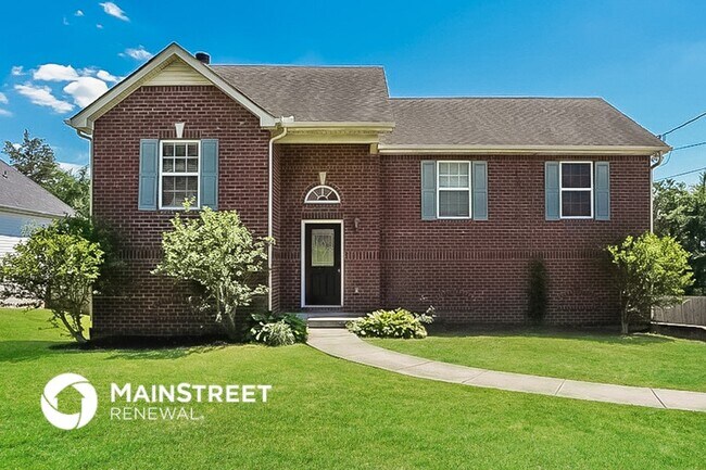 2120 Academy Way in La Vergne, TN - Foto de edificio - Building Photo