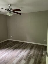 5105 Patricia Ln in Bacliff, TX - Building Photo - Building Photo