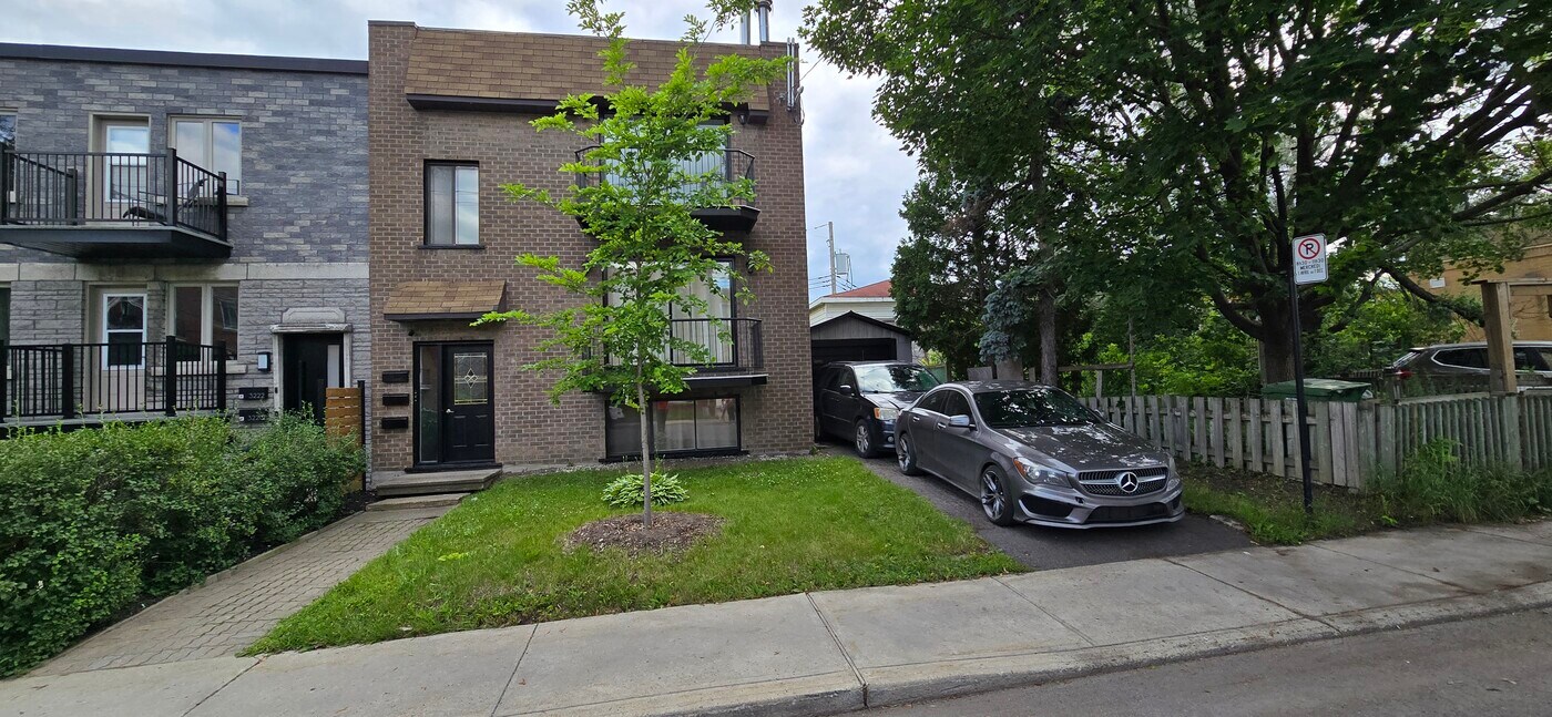 3234 Mousseau Rue in Montréal, QC - Building Photo