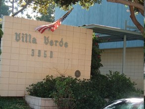 Villa Verde Apartments in Torrance, CA - Foto de edificio - Building Photo