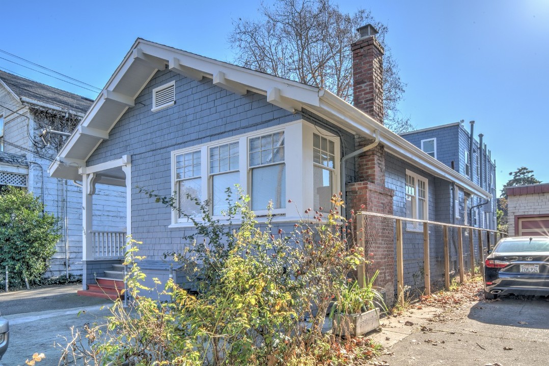 336 Lincoln Ave in Alameda, CA - Building Photo