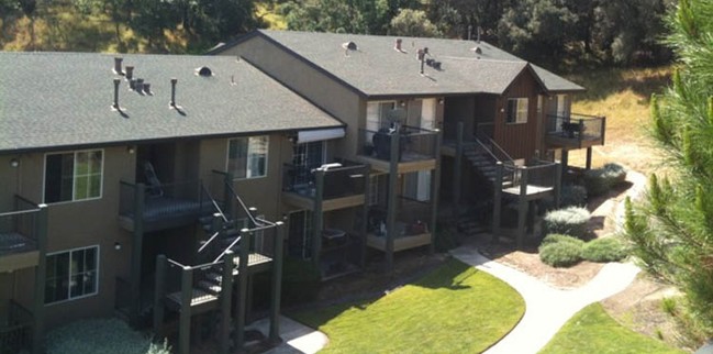 Crooked Oak at Loma Verde Preserve Apartme... in Novato, CA - Building Photo - Building Photo