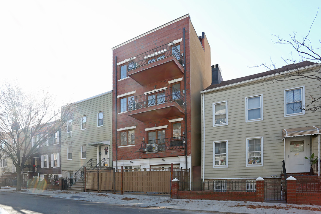 149 Newell St in Brooklyn, NY - Building Photo