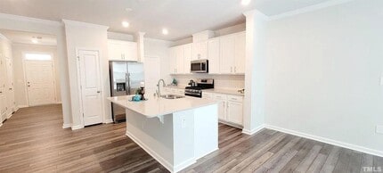 304 Hazy Hills Ln in Garner, NC - Foto de edificio - Building Photo