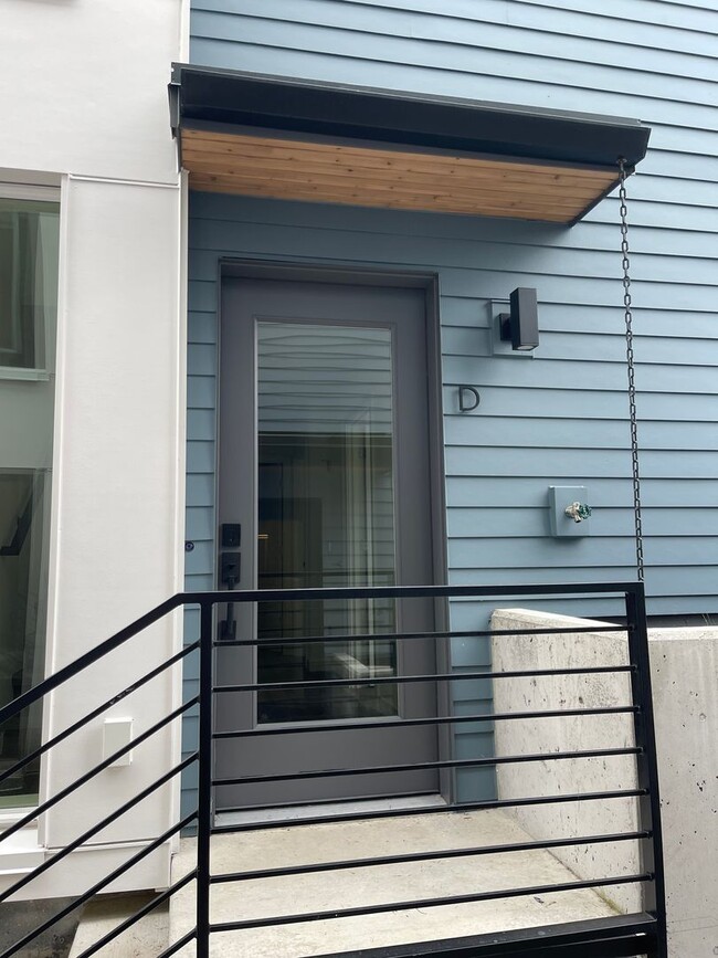 property at 2529 29th Ave S