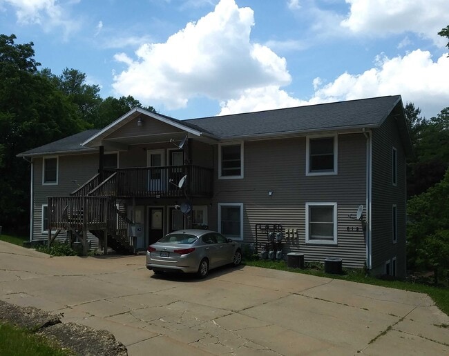 612 Elk St, Unit 3