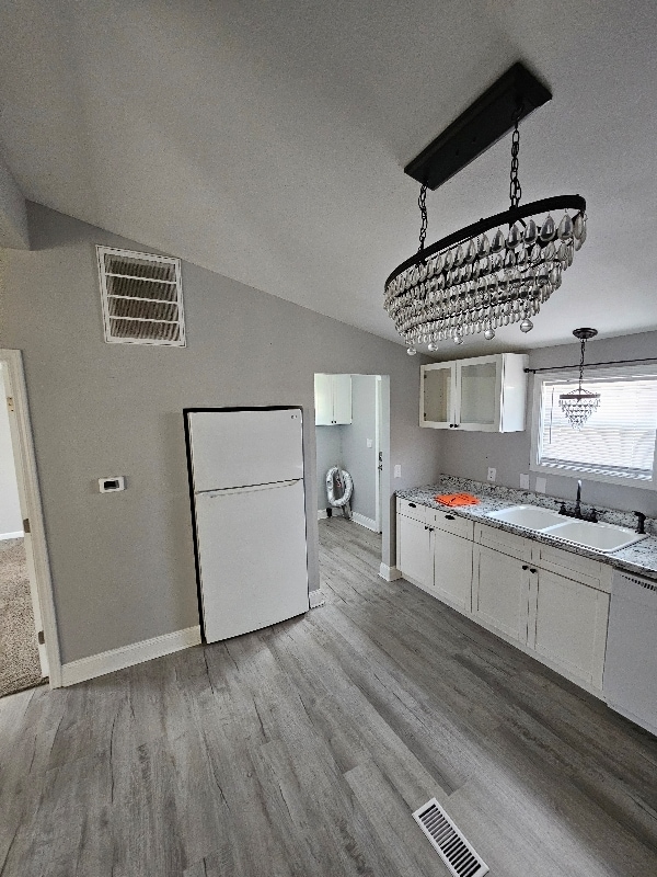 110 3rd Ave in Chesapeake, OH - Building Photo - Building Photo