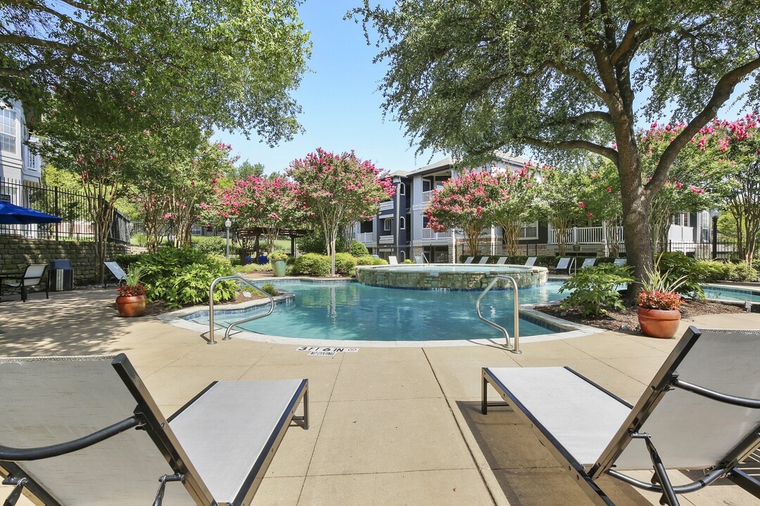 MAA Stonebridge Ranch in McKinney, TX - Foto de edificio