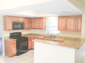 2305 26th Ave W in Bradenton, FL - Building Photo - Building Photo