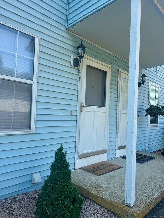 229 Branford Rd in North Branford, CT - Building Photo - Building Photo
