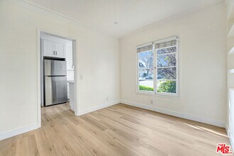 158 S Elm Dr in Beverly Hills, CA - Building Photo - Building Photo