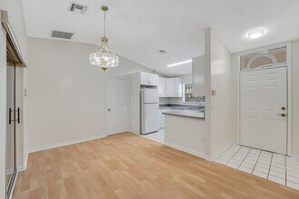 13730 Sunflower Ct in Wellington, FL - Foto de edificio - Building Photo