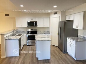 526 W Princeton Ave in Gilbert, AZ - Foto de edificio - Building Photo