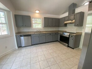 5225 New Oak St in Youngsville, NC - Building Photo - Building Photo