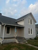 1005 13th Ave in Orion, IL - Building Photo