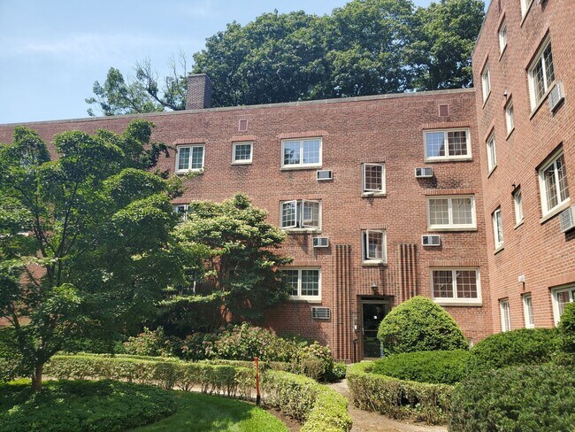 property at 28 Saint Paul St