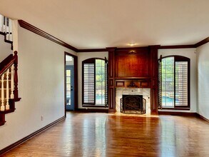 1808 Oak Forest Dr in Edmond, OK - Building Photo - Building Photo