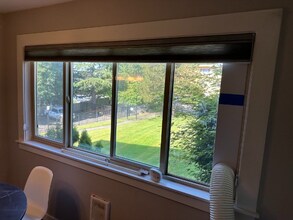 1116 S 27th St, Unit #D201 in Tacoma, WA - Foto de edificio - Building Photo