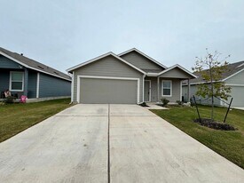 109 Little Sparklers Lp in Hutto, TX - Building Photo