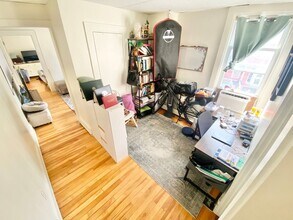 52 Grant St-Unit -Unit 52A in Burlington, VT - Building Photo - Building Photo