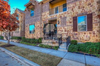 2445 Gramercy Park Dr in Flower Mound, TX - Building Photo - Building Photo