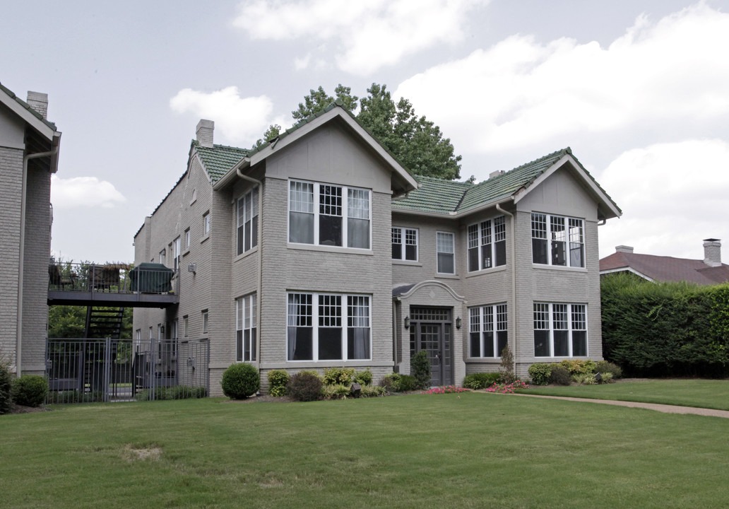 Pecan Park in Memphis, TN - Foto de edificio