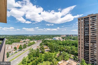 3701 S George Mason Dr in Falls Church, VA - Building Photo - Building Photo