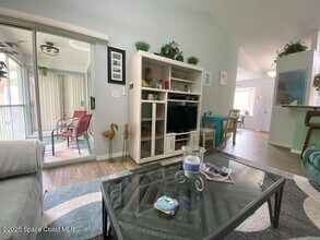 211 Ocean Park Ln in Cape Canaveral, FL - Building Photo - Building Photo