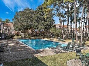 712 Country Pl Dr in Houston, TX - Building Photo - Building Photo