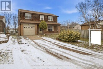 69 Lorraine Crescent in Brampton, ON - Building Photo - Building Photo