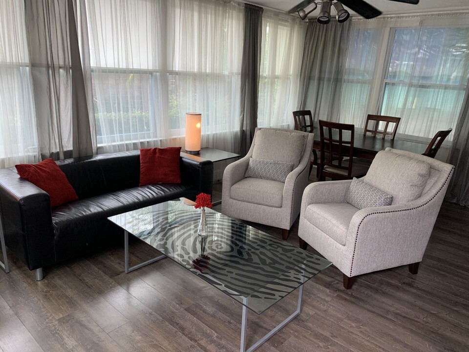 1535 Jackson St in Hollywood, FL - Building Photo