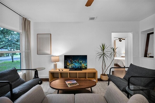 property at 370 NE 87th St
