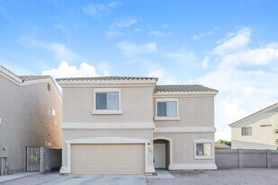 261 N Valle Verde in Apache Junction, AZ - Building Photo