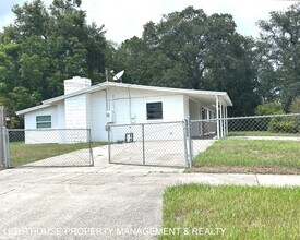 5550 Hillman Dr in Jacksonville, FL - Building Photo - Building Photo