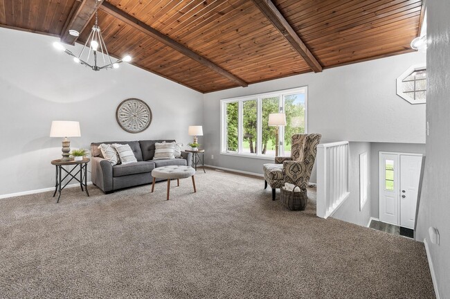 5801 Covington Ter in Minnetonka, MN - Foto de edificio - Building Photo