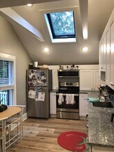 552 Union St SE, Unit 2 in Grand Rapids, MI - Building Photo - Building Photo