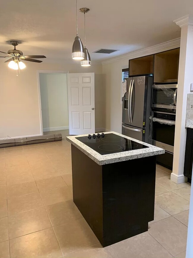 18 Crossings Cir in Boynton Beach, FL - Building Photo - Building Photo