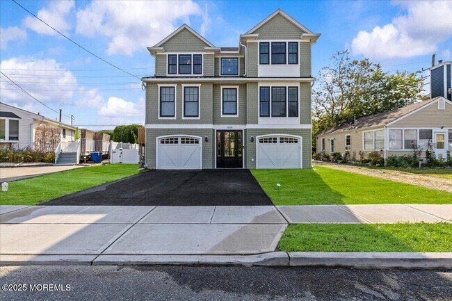 1608 East St in Point Pleasant Beach, NJ - Building Photo - Building Photo