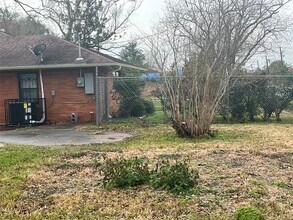 714 E Whitney St in Houston, TX - Building Photo - Building Photo